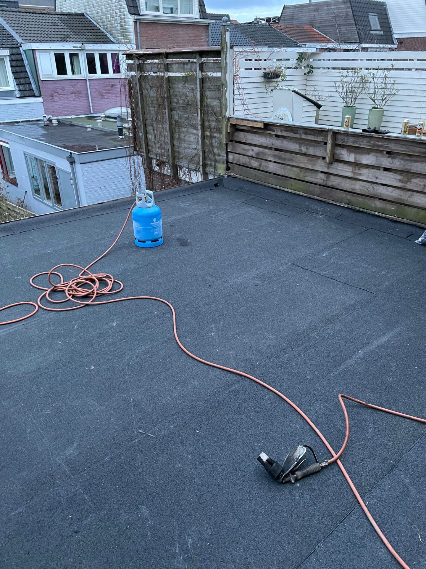 Nieuwe bitumen dakbedekking — Dakwerk in Haarlem