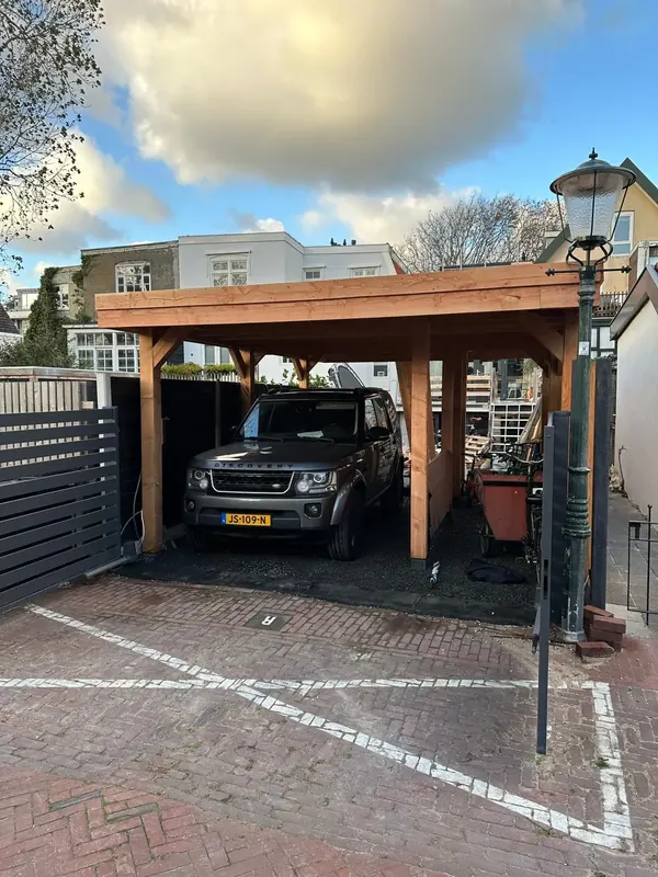 Houten carport op maat gemaakt