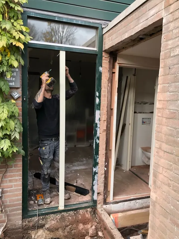 Vakkundige plaatsing van een nieuw kozijn